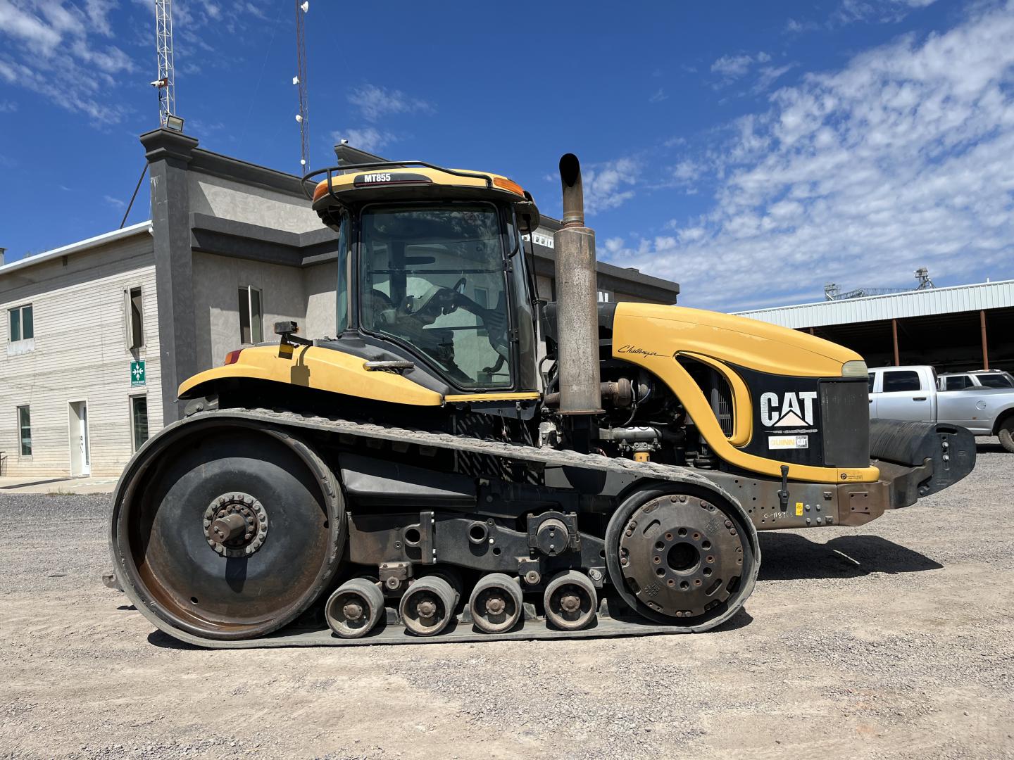 ./imagenes/INVOICE/2019/16553/TRACTOR SOBRE ORUGAS CATERPILLAR CHALLENGER MT855 (3).JPG